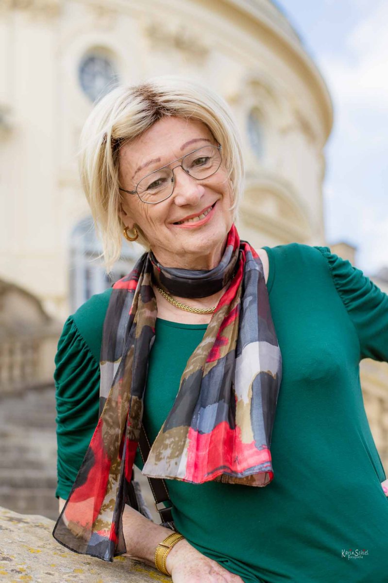 Fotoshooting, Stuttgart, Fotograf in Stuttgart, Imagebilder, People, Stadtrundfahrt, schönste Orte, schönster Ort in deiner Stadt, Karin Schiel Fotografin Stuttgart